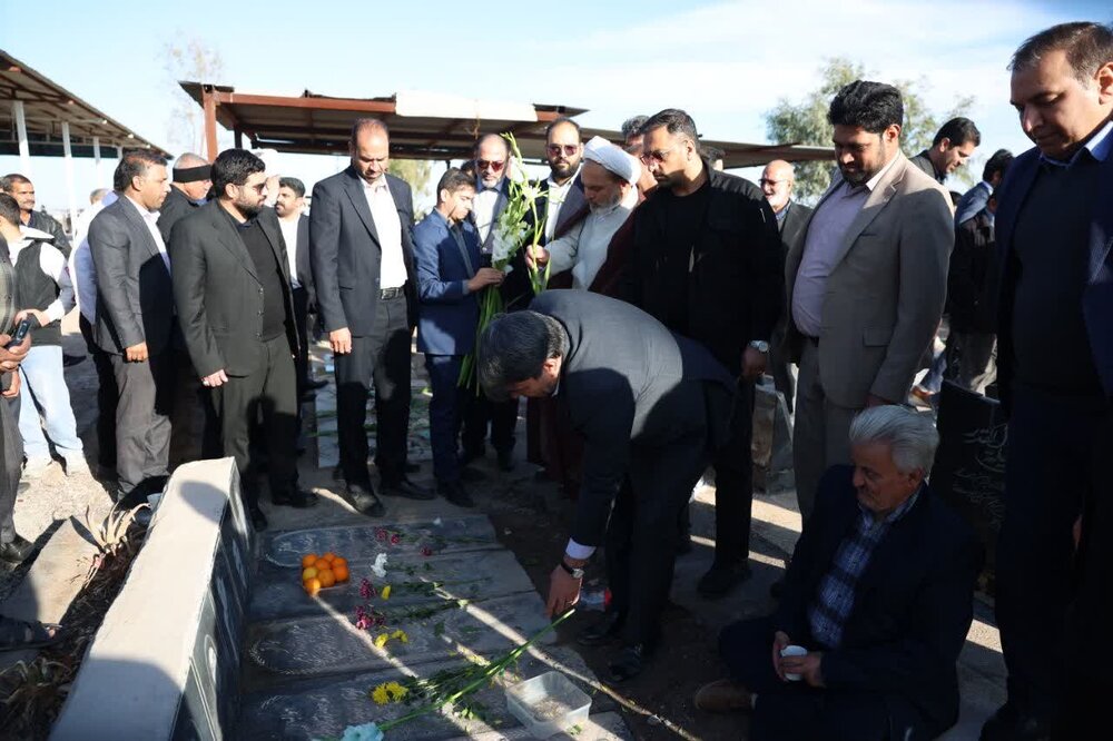 مراسم بیست و دومین سالگرد زلزله بم برگزار شد