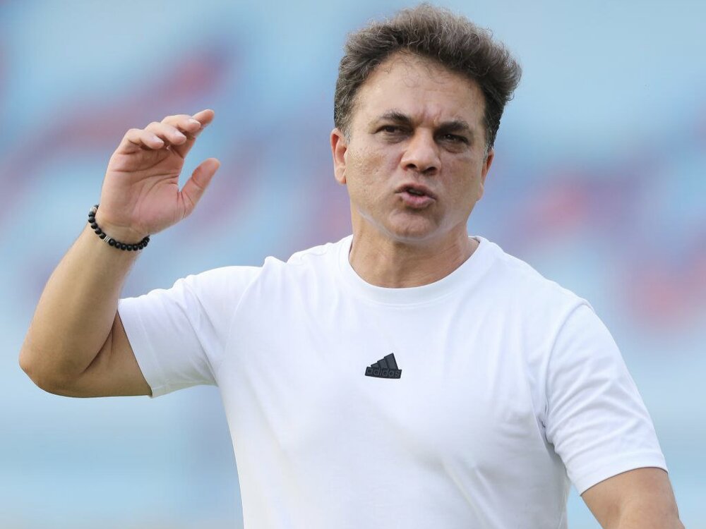 سرمربی شمسآذر: عملکرد دفاعی تیم در برابر گلگهر مثبت بود