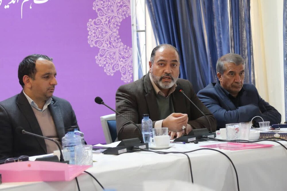 معاون استاندار: توسعه کرمان در گرو تعامل مؤثر نمایندگان و مدیران اجرایی است