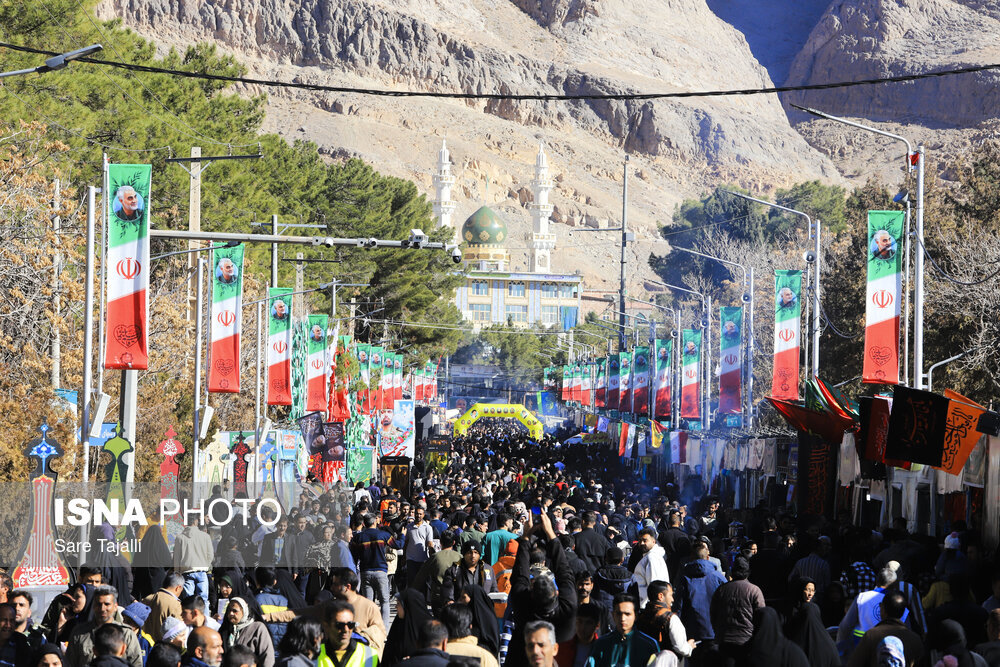 سه روز همدلی؛ قدم‌هایی از دل تا گلزار شهدای کرمان + ویدئو